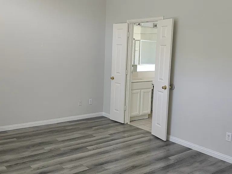 1412 Brenda Ln — Photo 31