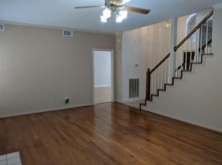 6322 Brittany Park Ln, Houston, TX 77066