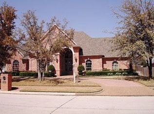 2306 Woodmoor Ln, Colleyville, TX 76034