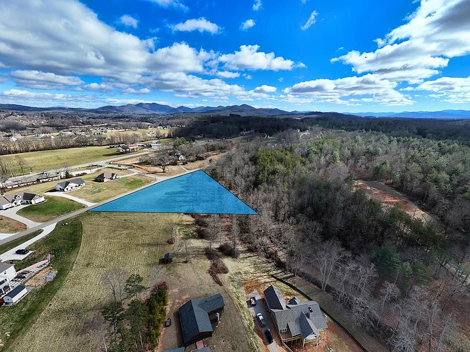 1st image of 44 Bayside Ln