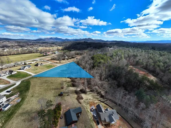 44 Bayside Ln, Blairsville, GA 30512
