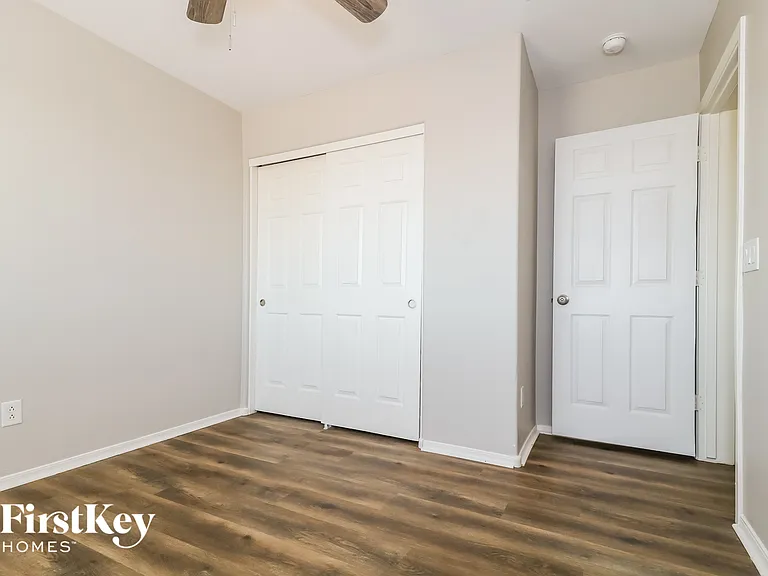 22238 W Moonlight Path — Photo 12