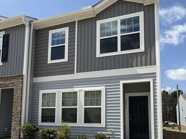 3026 Fulong Dr, Durham, NC 27704