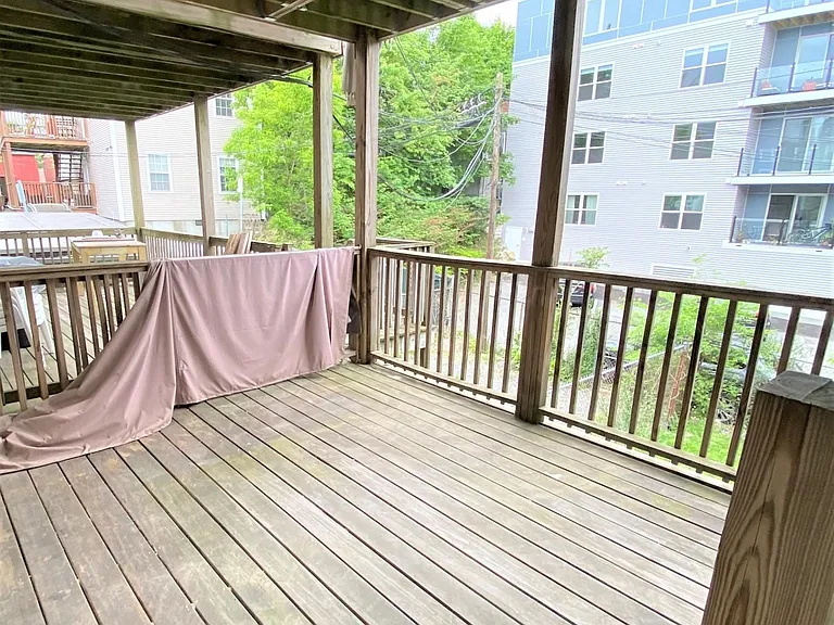 207 K St #2 — Photo 10
