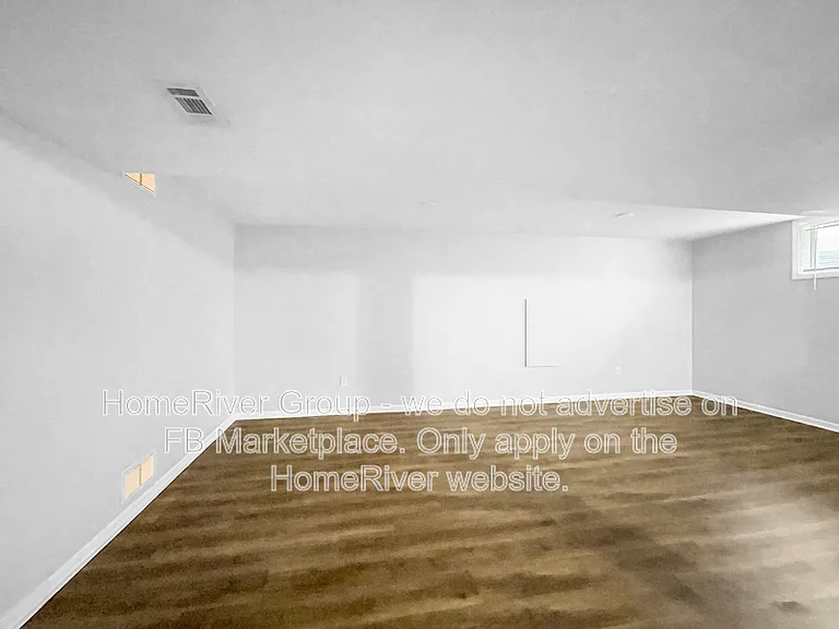 12733 Oakland Ave — Photo 12