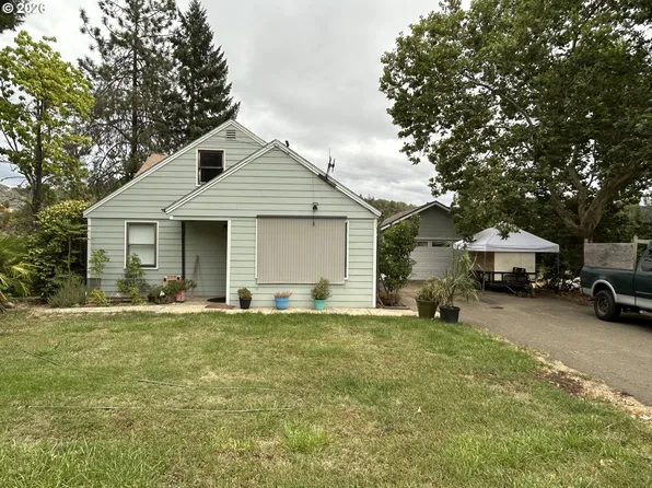 1239 N Myrtle Rd, Myrtle Creek, OR 97457