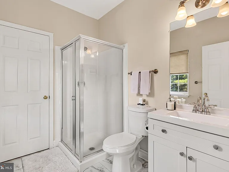 11314 Westbrook Mill Ln #302 — Photo 10