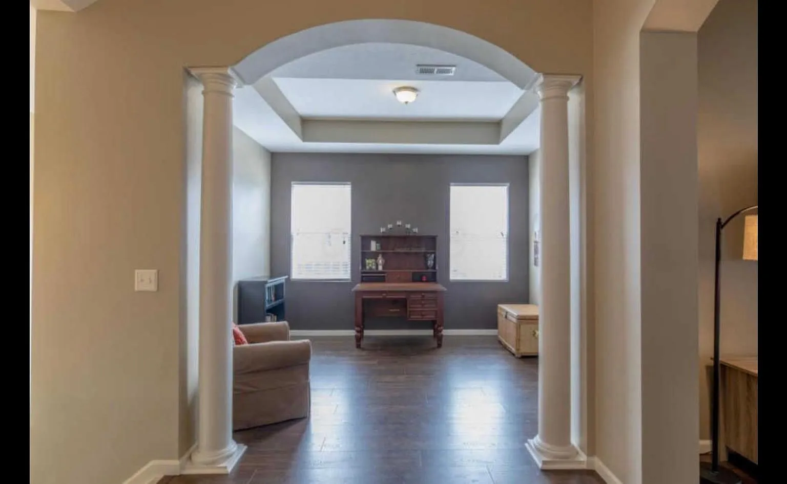 1425 Carylake Cir — Photo 2