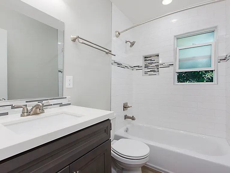3287 McKinley St — Photo 2