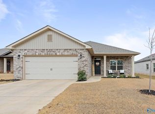330 Yogi Ct, Madison, AL 35757
