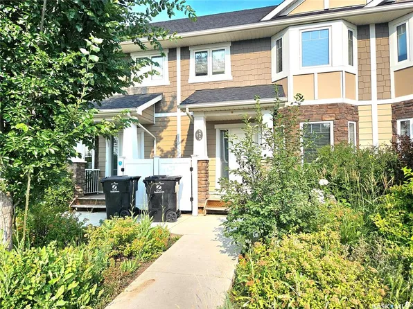 1415 Hunter ROAD, Saskatoon, SK S7T 0T4