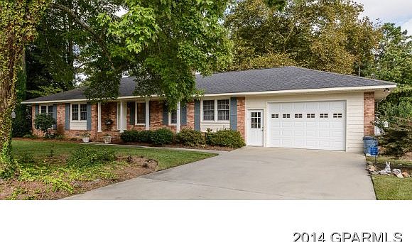 1st image of 1105 Oakview Dr