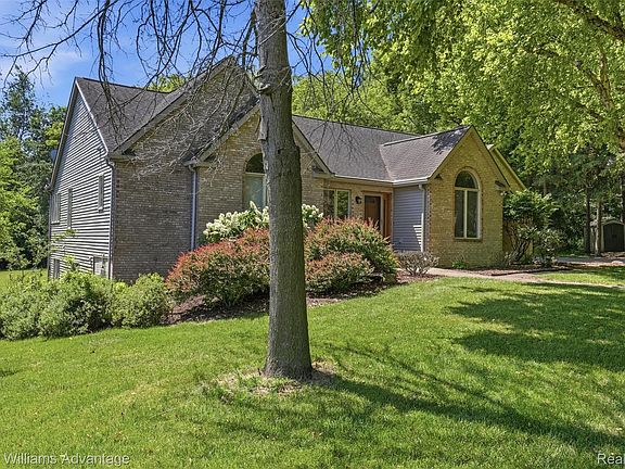 3rd image of 7498 Quail Ridge Dr