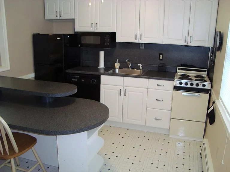 D1 Colonial Dr #4 — Photo 19