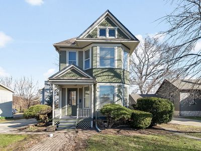 124 Forest Ave, Riverside, IL, 60546