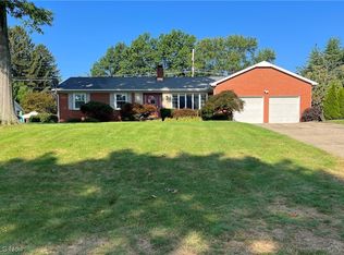 155 Sutton Ave NE, North Canton, OH 44720