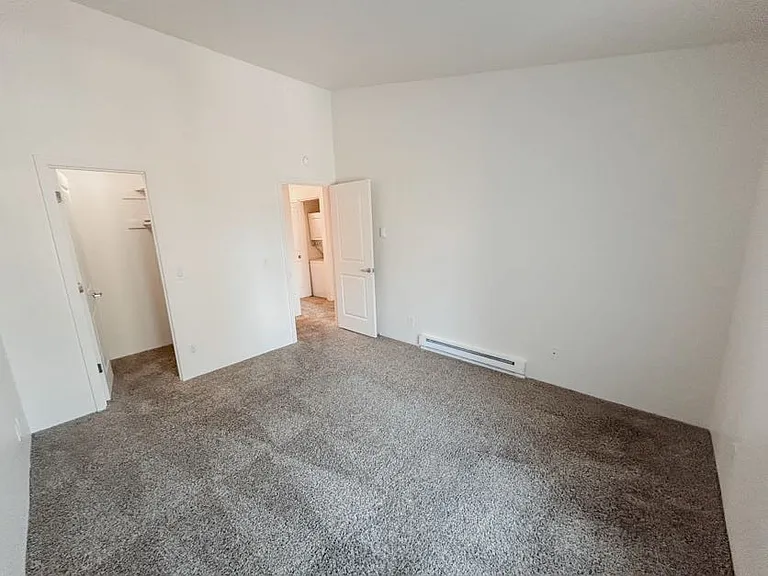 Stone Creek Apartments Beaverton — Photo 89