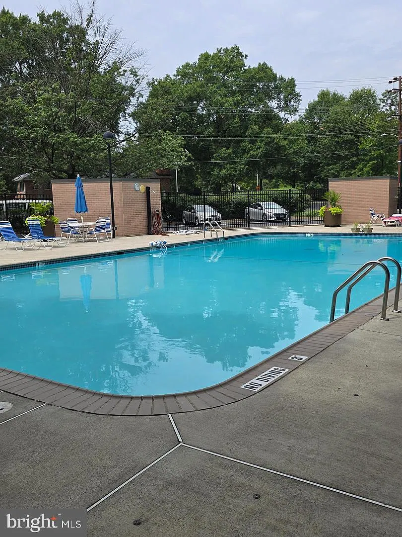 1 bed, 1.0 bath, 600 sqft, $1,700 — Photo 3