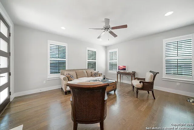 223 Claremont Ave #101 — Photo 8