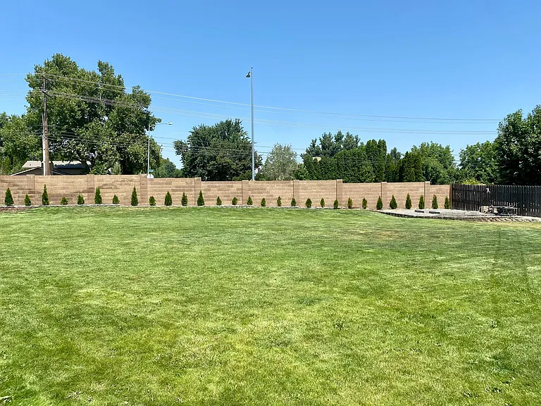 503 W Canyon Lakes Dr — Photo 14