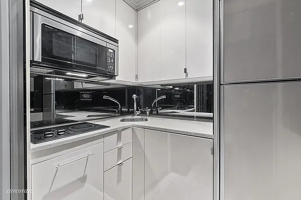 Rented by Corcoran | media 21