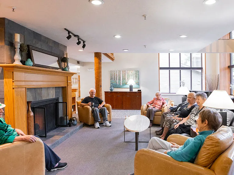 Creekside Village Retirement Residence — Photo 4