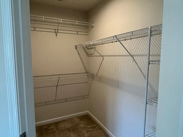 5816 Rochefort St — Photo 16