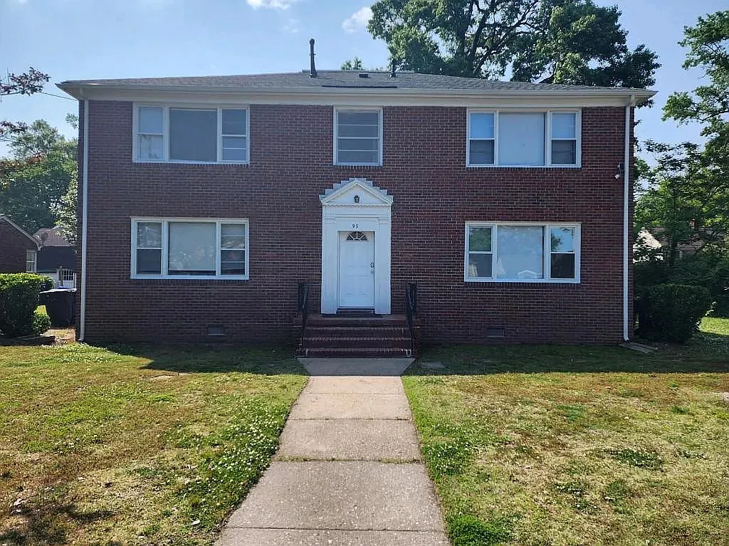 99 Harris Rd — Photo 1