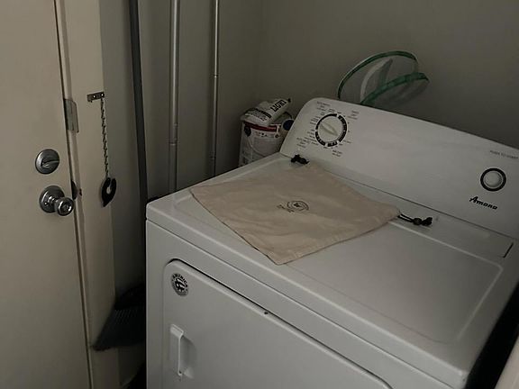 3rd image of 2504 Bird St #1