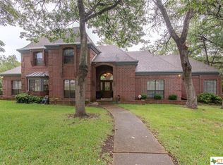 2201 Indian Trl, Salado, TX 76571