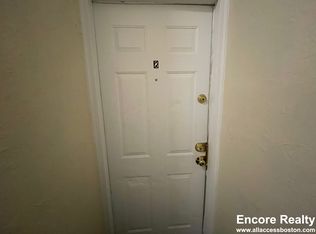 890 Huntington Ave #10, Boston, MA 02115