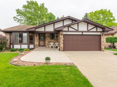 13652 Amanda Dr, Sterling Heights, MI, 48313