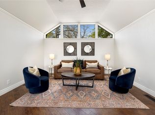 627 N Rockcliff Rd, Fayetteville, AR 72701