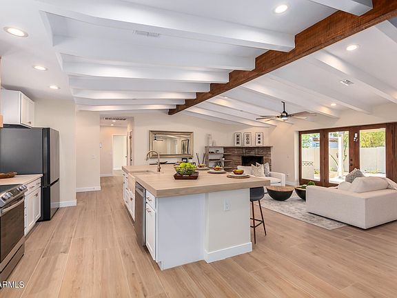 5th image of 5618 E CAMBRIDGE Avenue