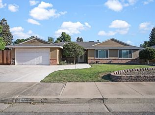 426 W Donna Dr, Merced, CA 95348
