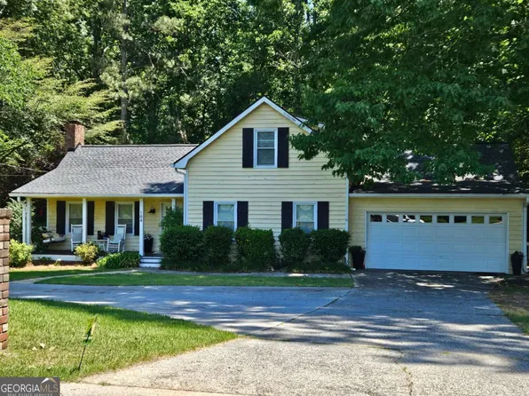 184 Lake Somerset Dr NW, Marietta, GA 30064
