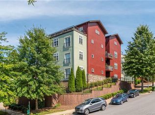 400 Skyloft Dr #203, Asheville, NC 28801