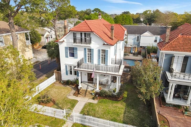 1st image of 2037 S Carrollton Ave