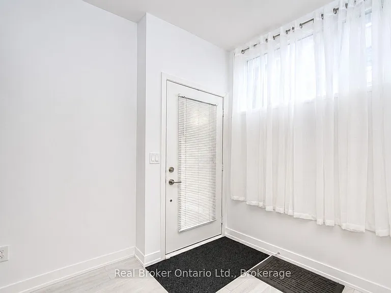 1135 Cooke Blvd #109 — Photo 4
