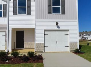 307 Honeycutt Oaks Dr, Angier, NC 27501