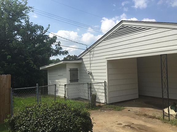 4th image of 1013 N McNeil St