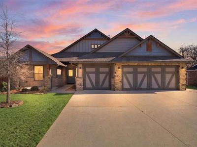 2004 Creek Side Cir, Moore, OK, 73160