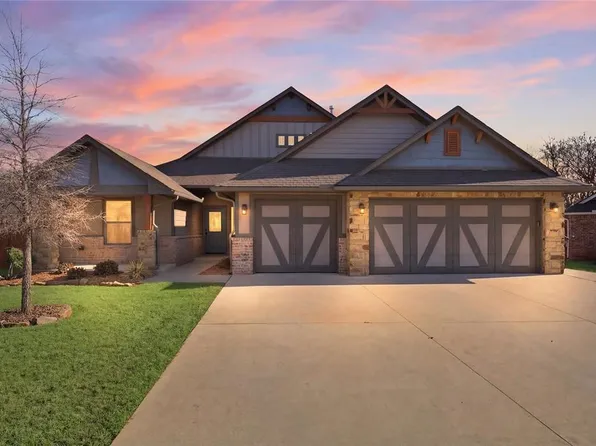 2004 Creek Side Cir, Moore, OK 73160