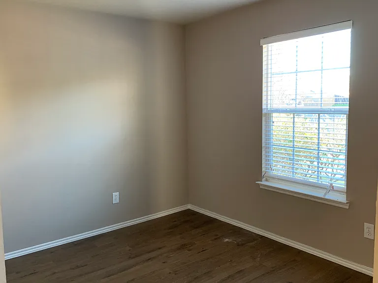 7137 Wind Row Dr — Photo 10