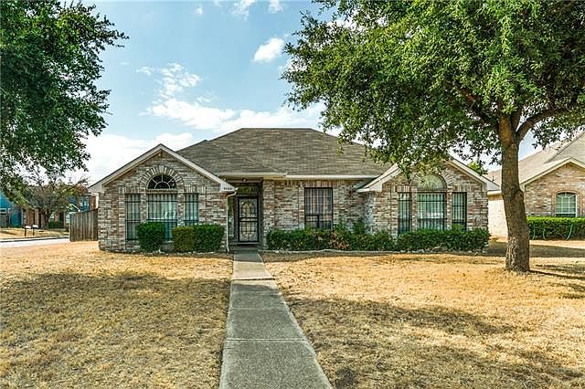 1st image of 5060 Clover Haven Ct