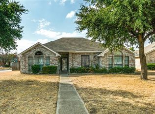 5060 Clover Haven Ct, Dallas, TX 75227
