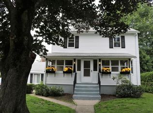 23 Verndale St, Warwick, RI 02889