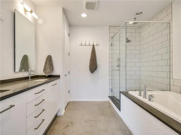 2301 S 5th St APT 29, Austin, TX 78704