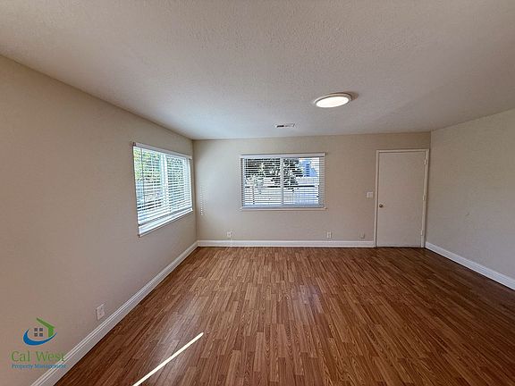 5th image of 7248 Eigleberry St #B