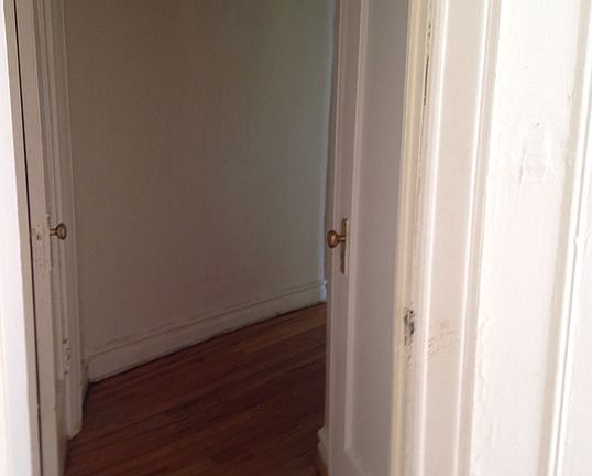 3rd image of 135 W 238th St APT 1D